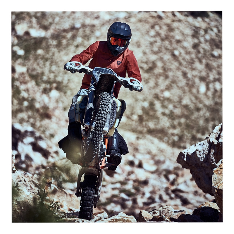 Revit Sierra motocross mez piros kiárusítás