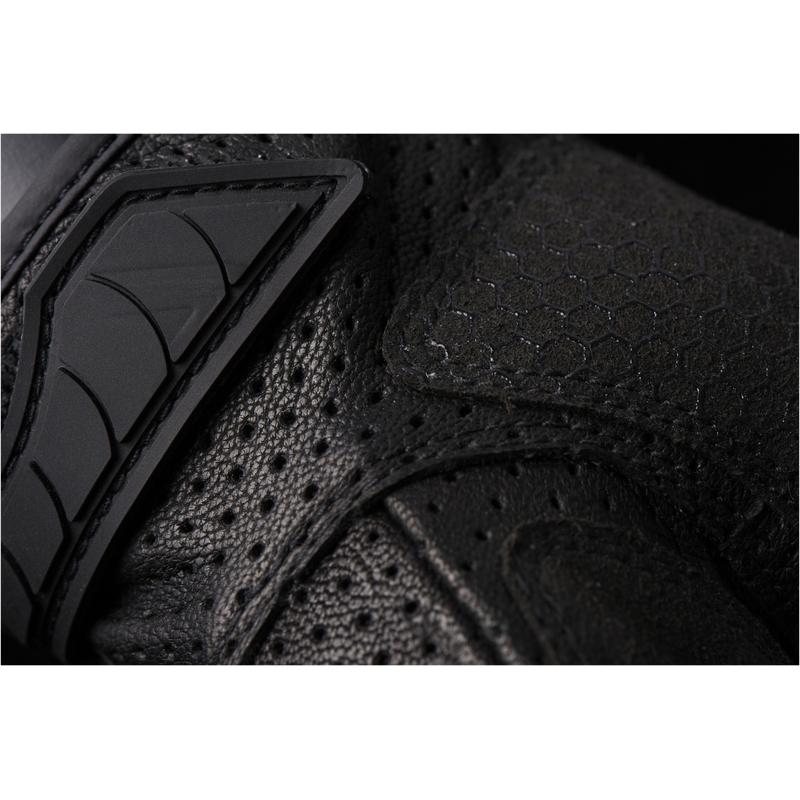 Furygan TD21 szellőztetett motoros kesztyű fekete