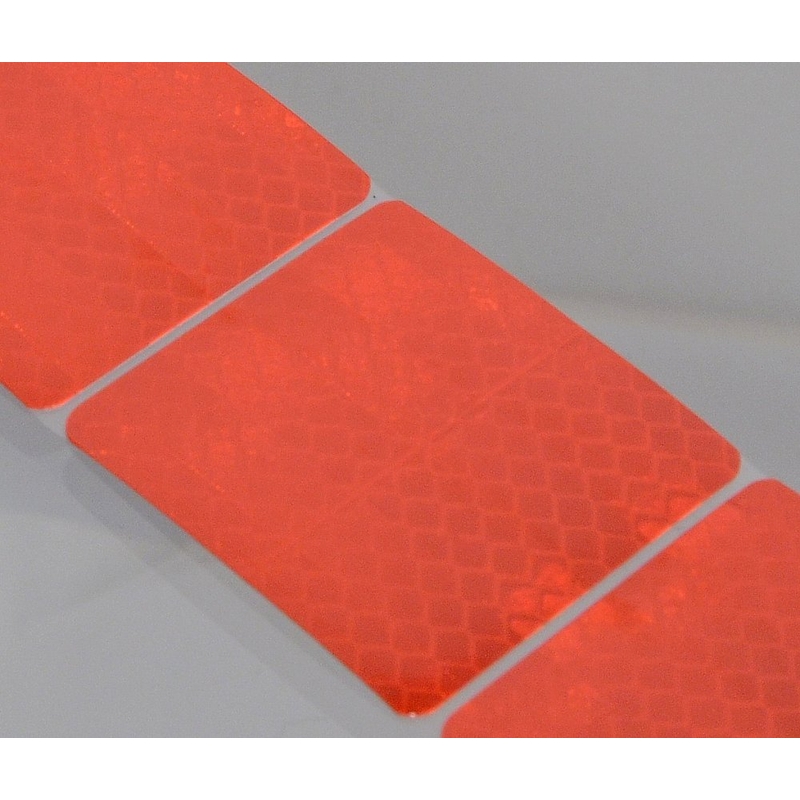 Öntapadó fényvisszaverő szalag 1m x 5cm piros osztással