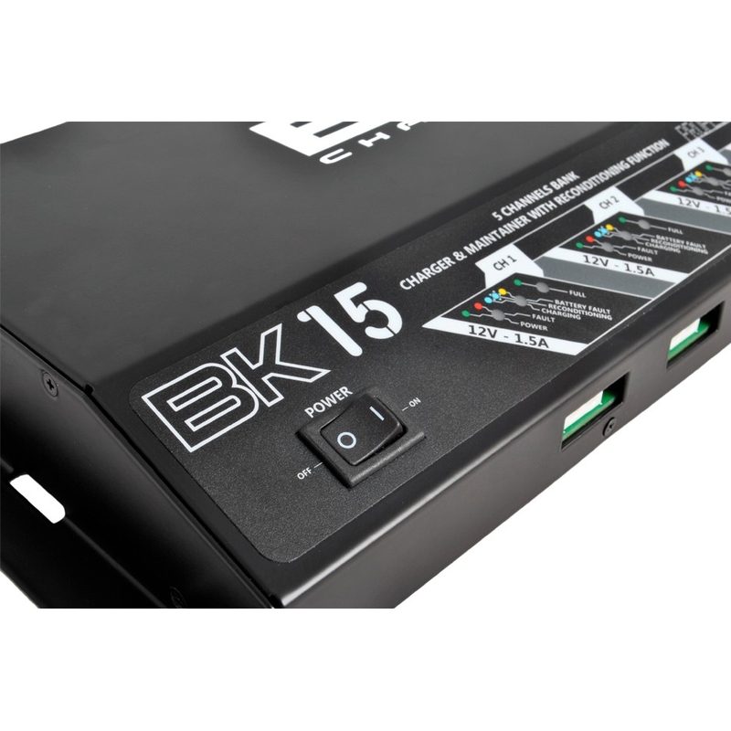 Professzionális akkumulátor töltő 5 akkura BS-BATTERY 5 Bank charger 12V 5x1.5A