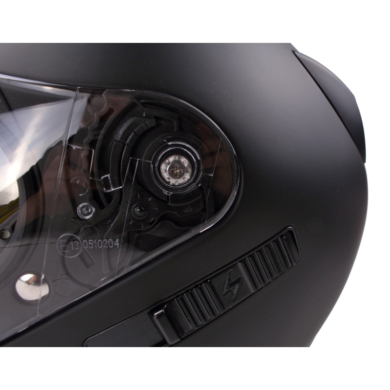 Motoros sisak Scorpion EXO-220 fekete matt kiárusítás