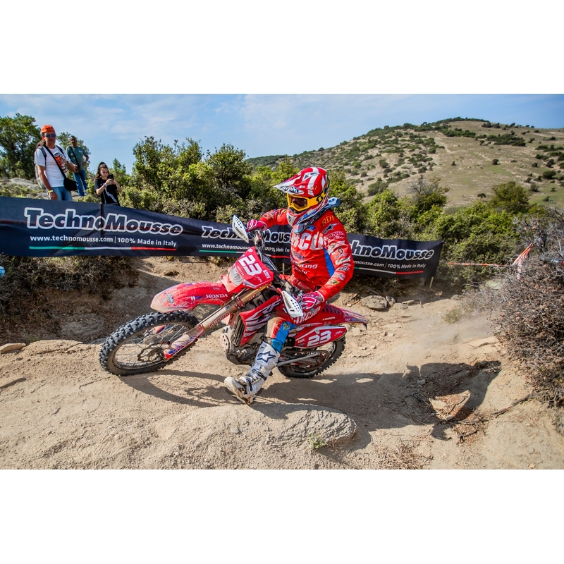 ATHENA Technomousse ENDURO tubeless rendszer hátul 140/80-18