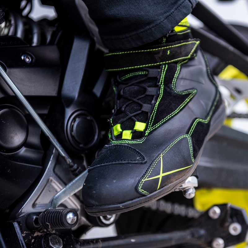 Motoros csizma Rebelhorn Spark fekete-neon sárga kiárusítás