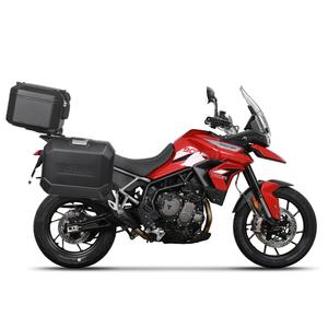 Complete set of black aluminum cases SHAD TERRA, 37L topcase + 36L / 47L side cases, including mounting kit and plate SHAD TRIUMPH Tiger 900