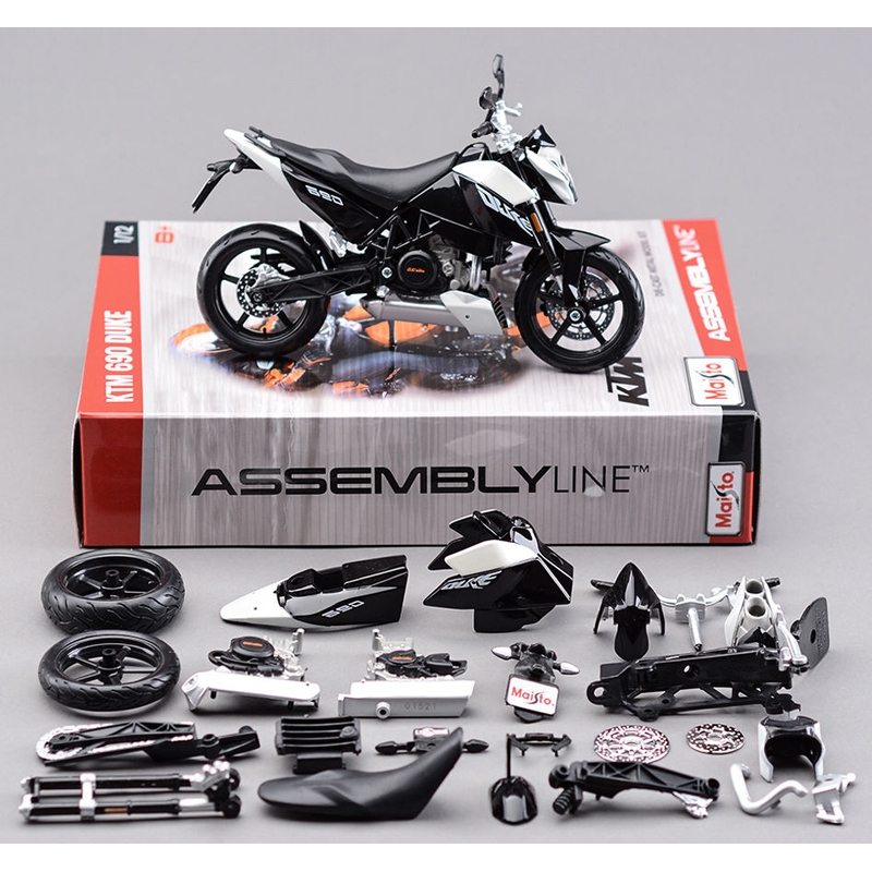 Maisto KTM 690 Duke 3 Kit motorkerékpár modell