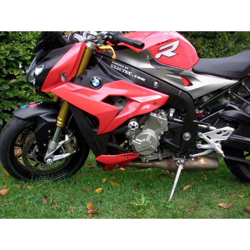 BMW S 1000R nyíl