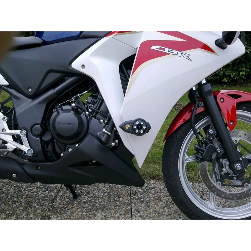 Honda CBR 250R nyíl