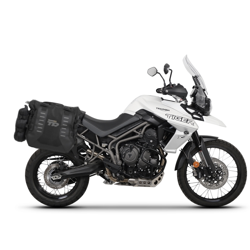 Complete set of SHAD TERRA TR40 adventure saddlebags, including mounting kit SHAD TRIUMPH Tiger 800