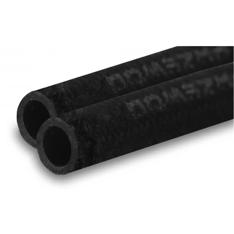 Az üzemanyagtömlő átmérője 6 mm fonott