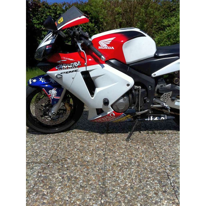 Honda CBR 600RR (05-06) nyíl