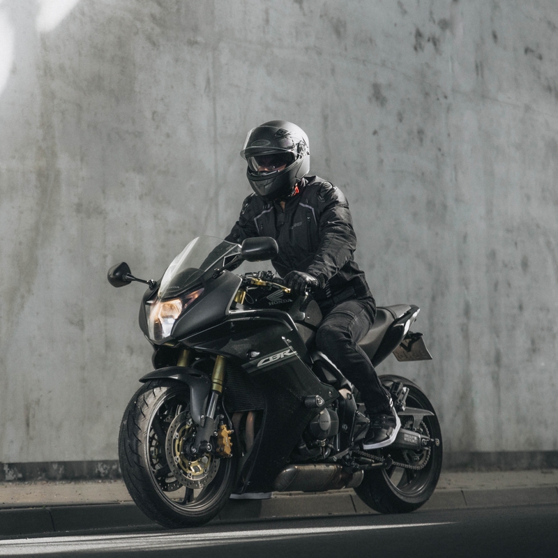 Ozone Pulse motoros kabát fekete-szürke
