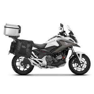 Complete set of SHAD TERRA TR40 adventure saddlebags and SHAD TERRA aluminium 48L topcase, including mounting kit SHAD HONDA NC 750 X