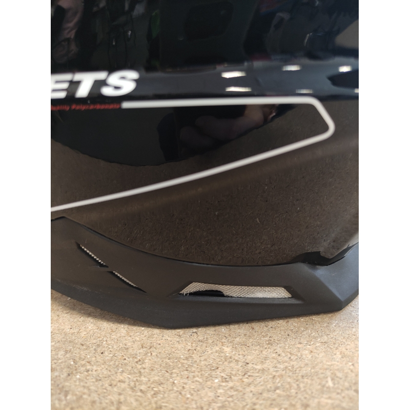 MT Synchrony Duosport SV zárt enduro bukósisak fekete - II. minőség