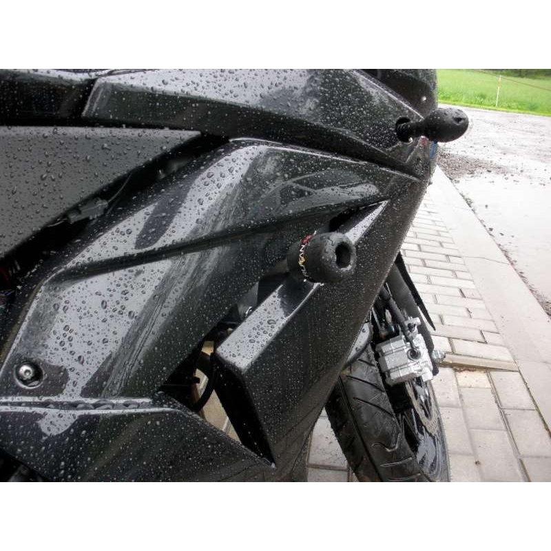Kawasaki ZX-250R nyíl