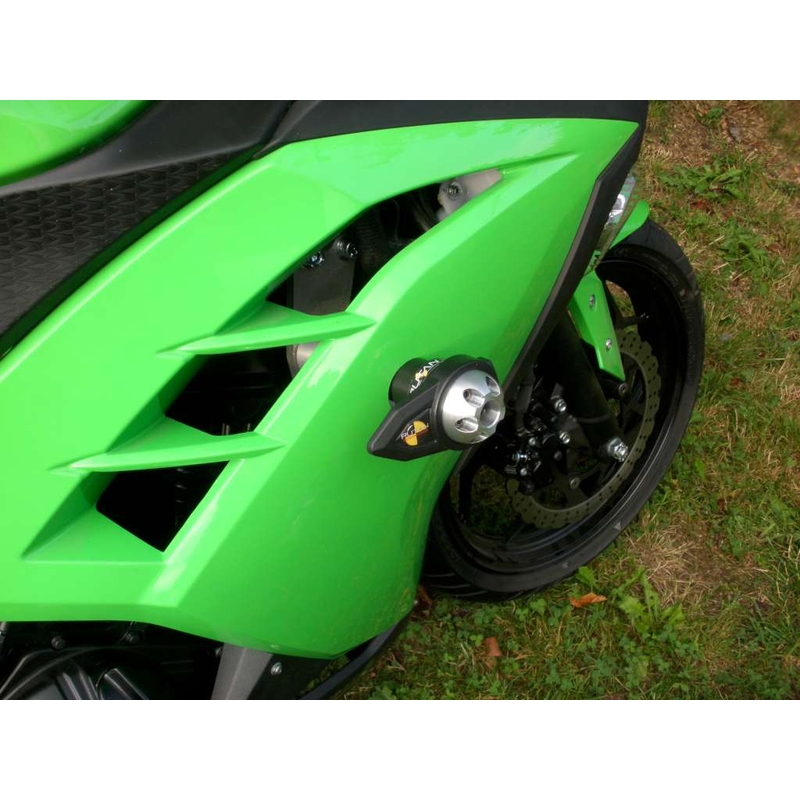 Kawasaki ZX-300R nyíl