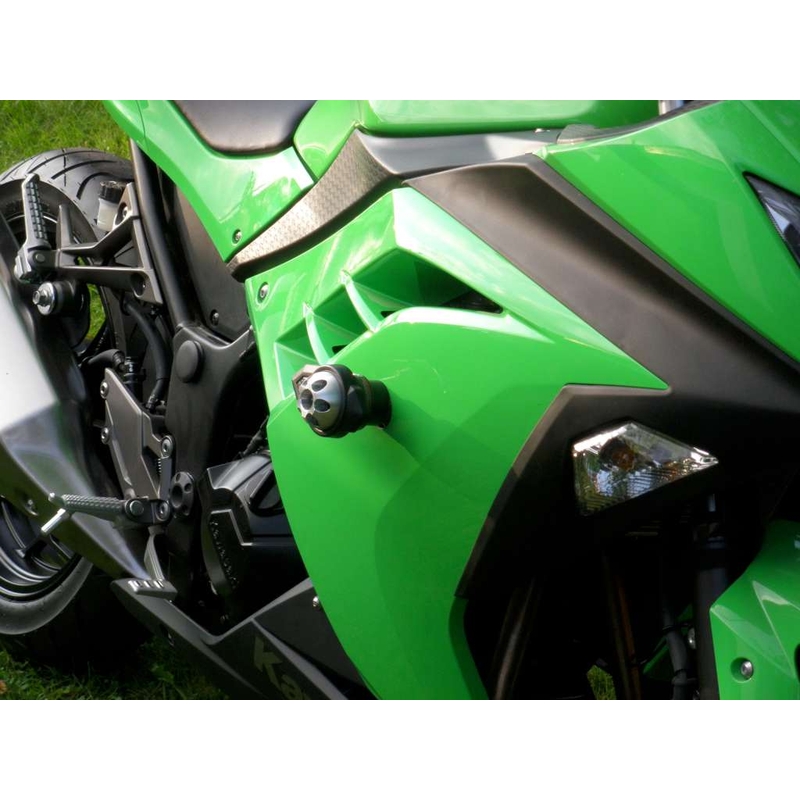 Kawasaki ZX-300R nyíl