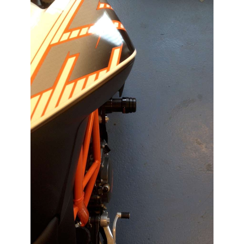 KTM DUKE 125/200/390 nyíl