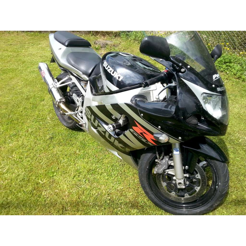 Suzuki GSX-R 750 (00-03) Gatling burkolat módosítással