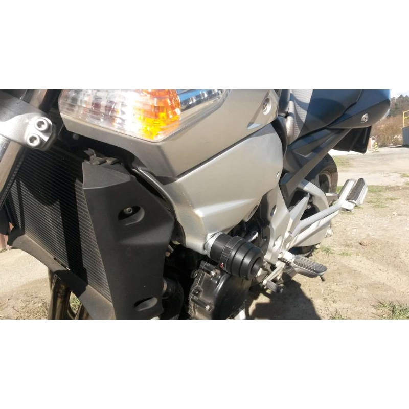 Suzuki GSR 600 Arrow egypontos készlet