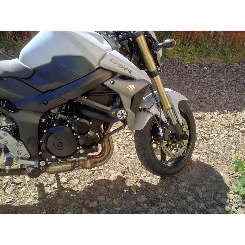 Suzuki GSR 750 Arrow kétpontos készlet