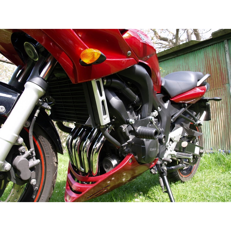 Yamaha FZ6 S2 (06-) (fekete váz) Gatling