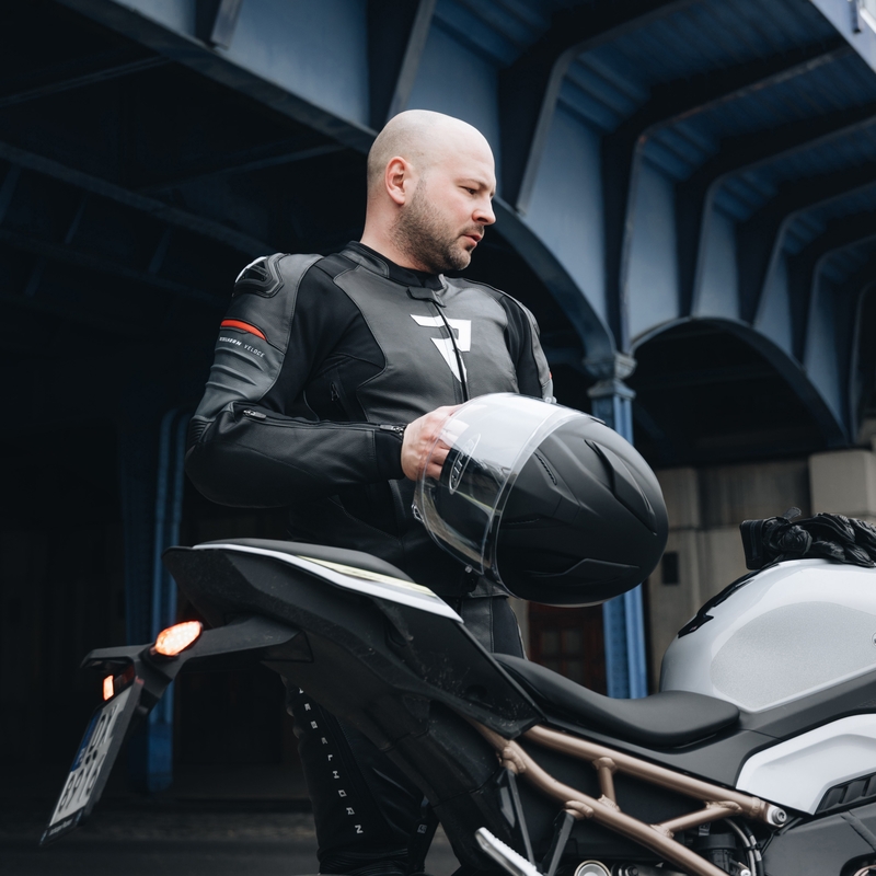 Rebelhorn Veloce motoros bőrkabát fekete-fluo piros