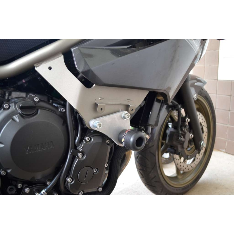 Yamaha XJ-6N (09-) nyíl