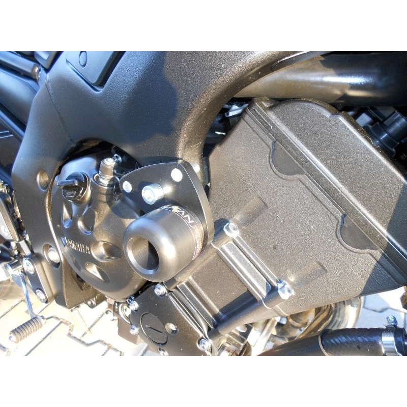 Yamaha FZ8/FZ1 (06-) Conus kiárusítás