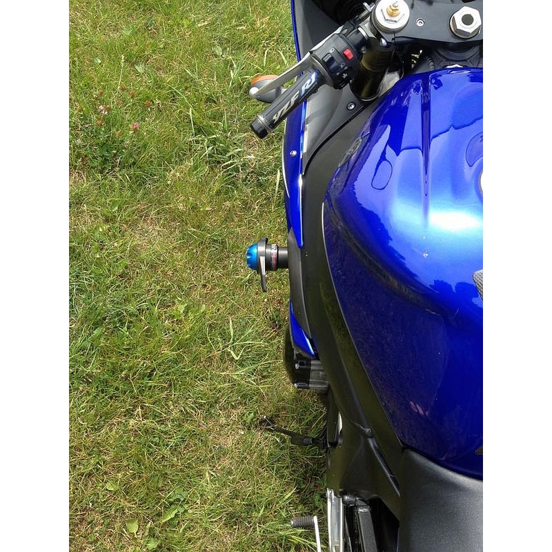 Yamaha YZF-R1 (02-03) Conus kiárusítás