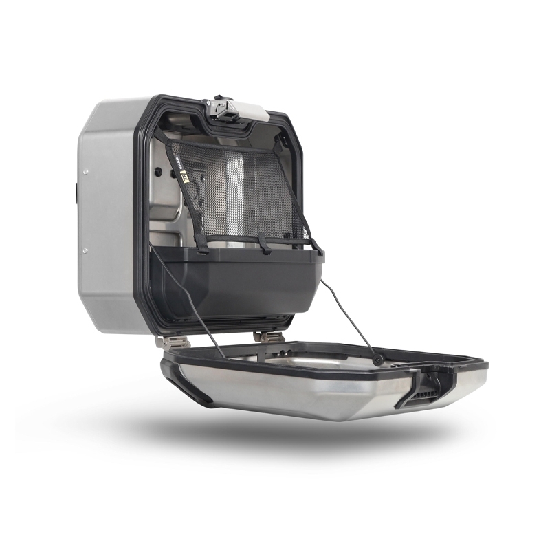 Complete set of 36L / 47L SHAD TERRA aluminum side cases, including mounting kit SHAD TRIUMPH Tiger 800