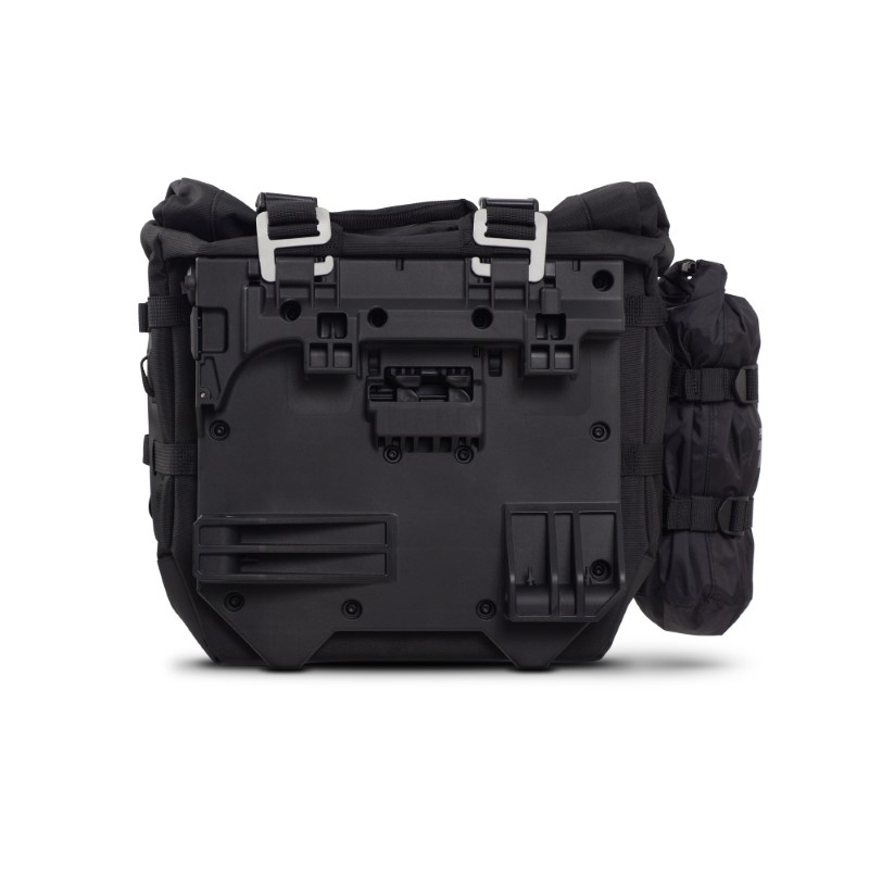 Complete set of SHAD TERRA TR40 adventure saddlebags and SHAD TERRA BLACK aluminium 48L topcase, including mounting kit SHAD YAMAHA Tenere 700 XTZ690
