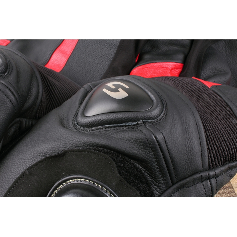 Férfi overál Tschul 747 Speedster fekete-piros kiárusítás