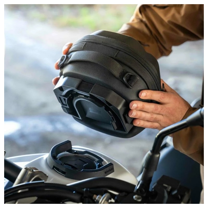 Tanktáska SHAD E03CL PRO for click system With LOCK and Key