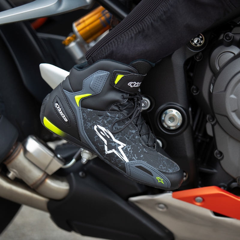 Alpinestars Faster-3 motoros csizma fekete-fluo sárga