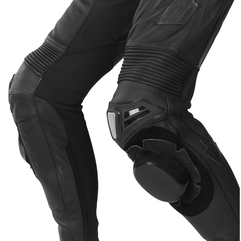 RSA Imola 2 kétrészes motoros bőrkombi fekete - II. minőség