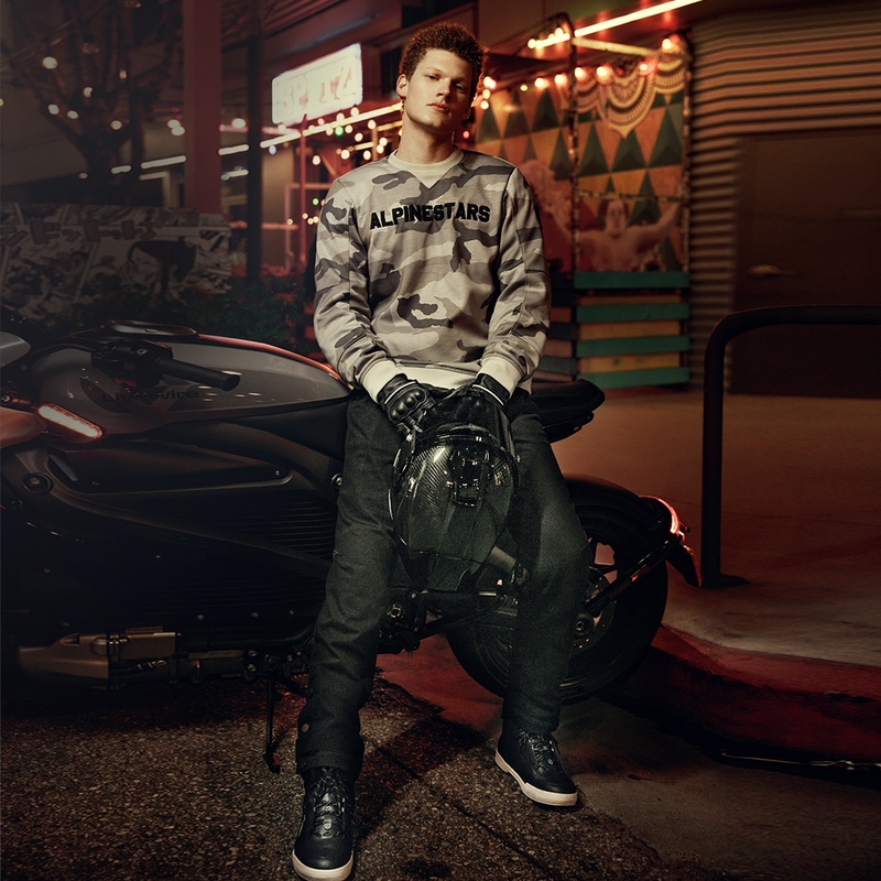 Alpinestars Legit Crew Fleece motoros pulóver világos terepszínű-szürke