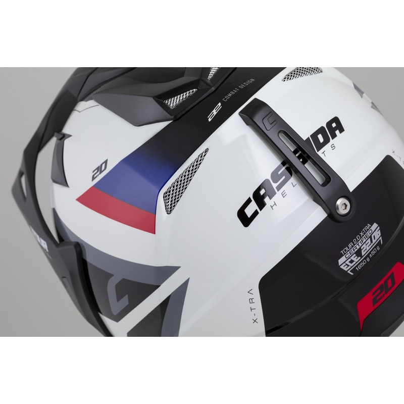 Cassida Tour 2.0 X-tra enduro bukósisak fehér-kék-piros-fekete, matt fekete silddel