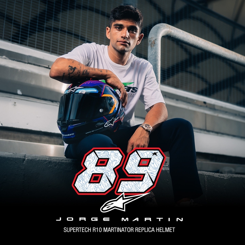 Alpinestars Supertech R-10 limitált kiadású Martinator Jorge Martin zárt motoros bukósisak kék-lila-piros-sárga