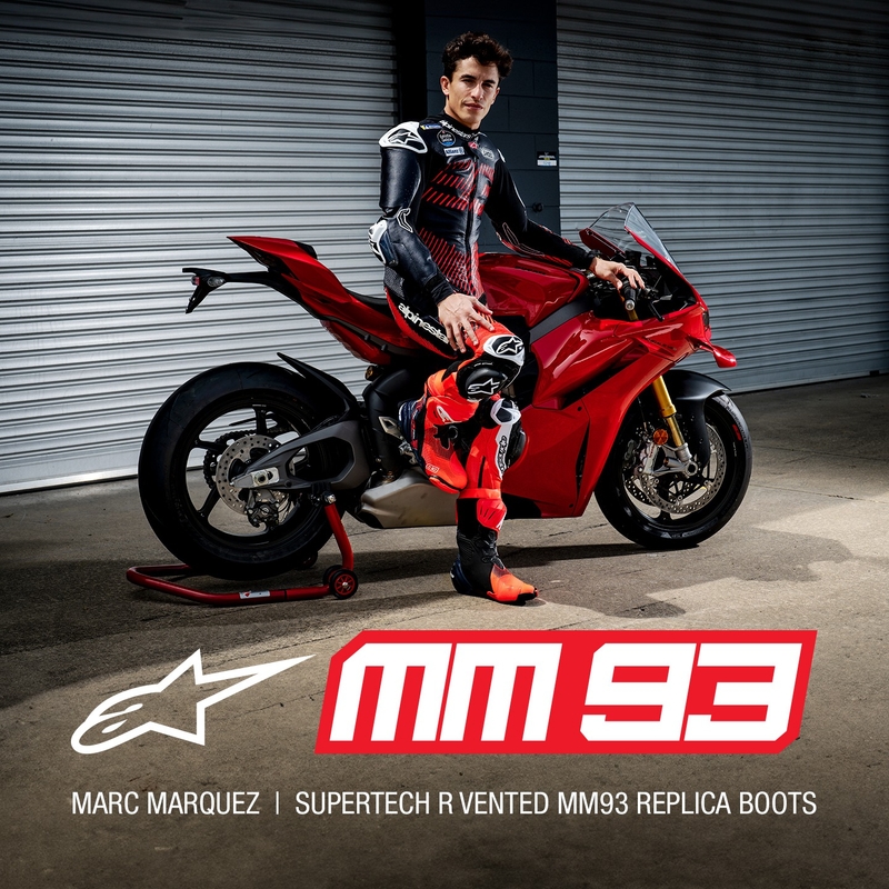 Alpinestars Supertech R Vented limitált kiadású MM93 Marc Marquez motoros csizma fluo piros-kék-fekete