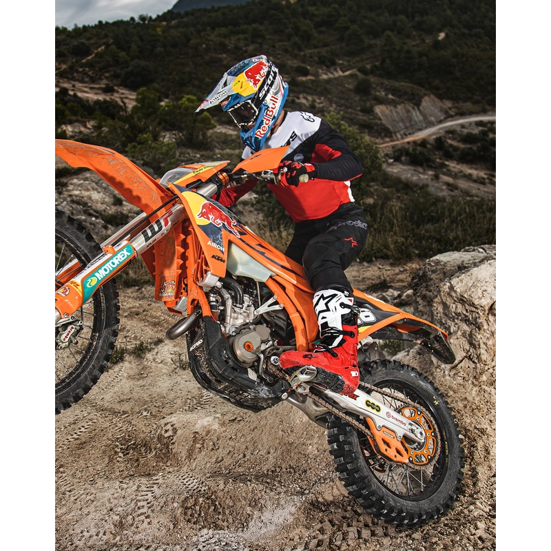 Alpinestars Tech 10 Enduro motorkerékpár csizma piros-fekete-fehér