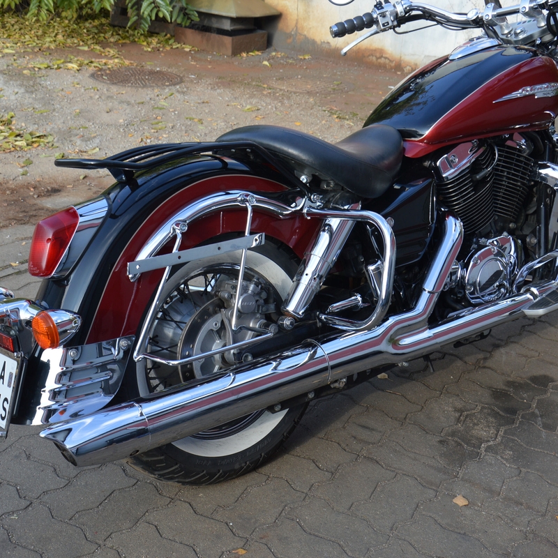 HONDA VT1100 C3 Aero tartókeret támlával ellátott táska alá krómozott