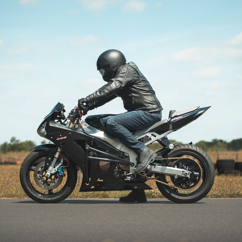Oxford Original Approved AAA Slim Jeans motoros farmernadrág koptatott kék