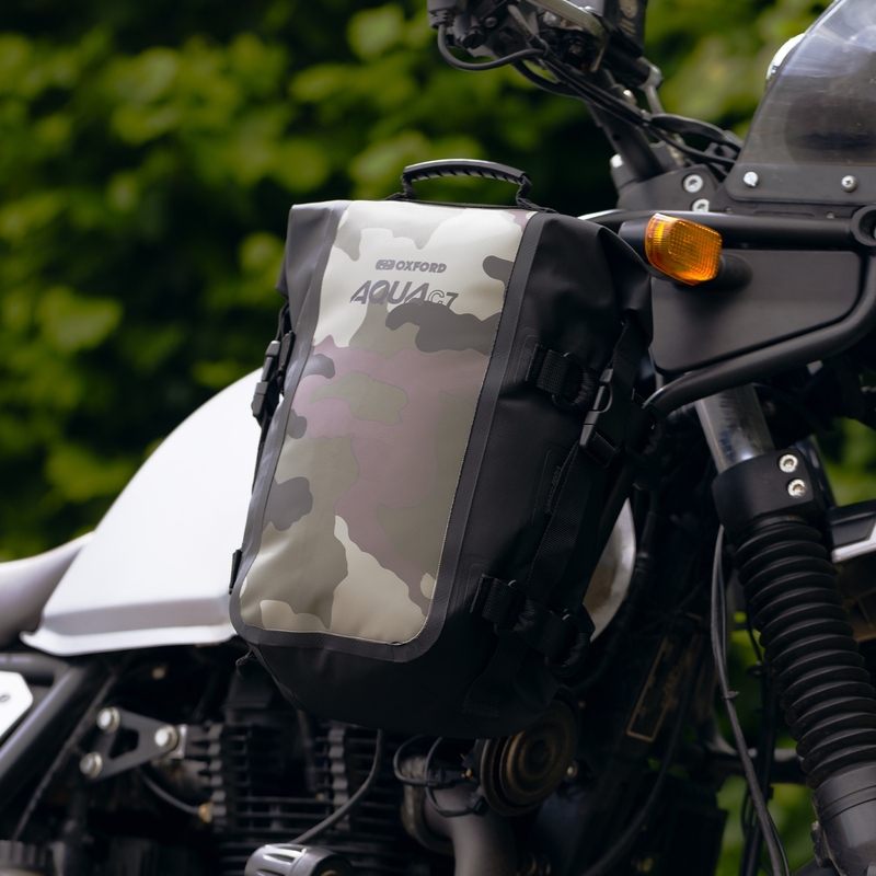 Oxford AQUA C7 Crash Bar bag motoros táska bukókerethez 7 l terepszínű