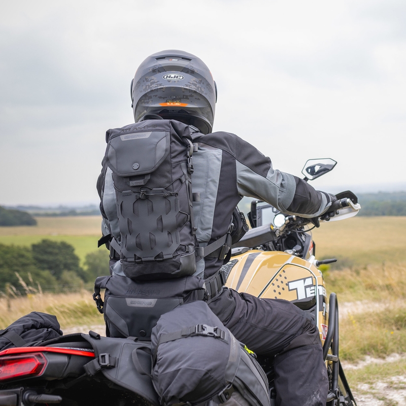 Oxford Atlas B-10 motoros hátizsák 10 l fekete