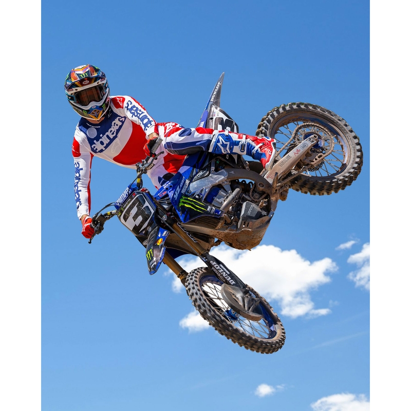 Alpinestars Tech 10 limitált kiadású FORTITUDE motoros csizma fehér-kék-piros