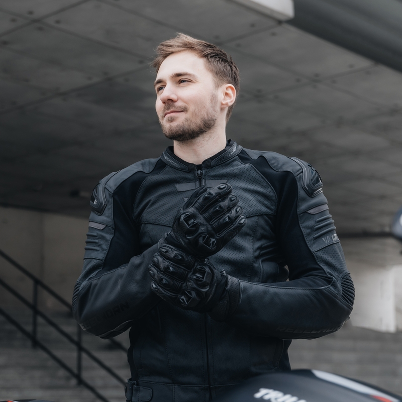 Rebelhorn Vandal motoros bőrkabát fekete