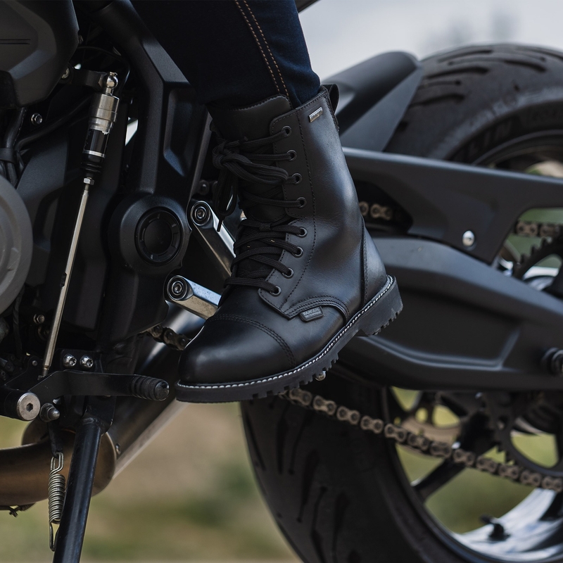 Oxford Radley női motoros cipő fekete