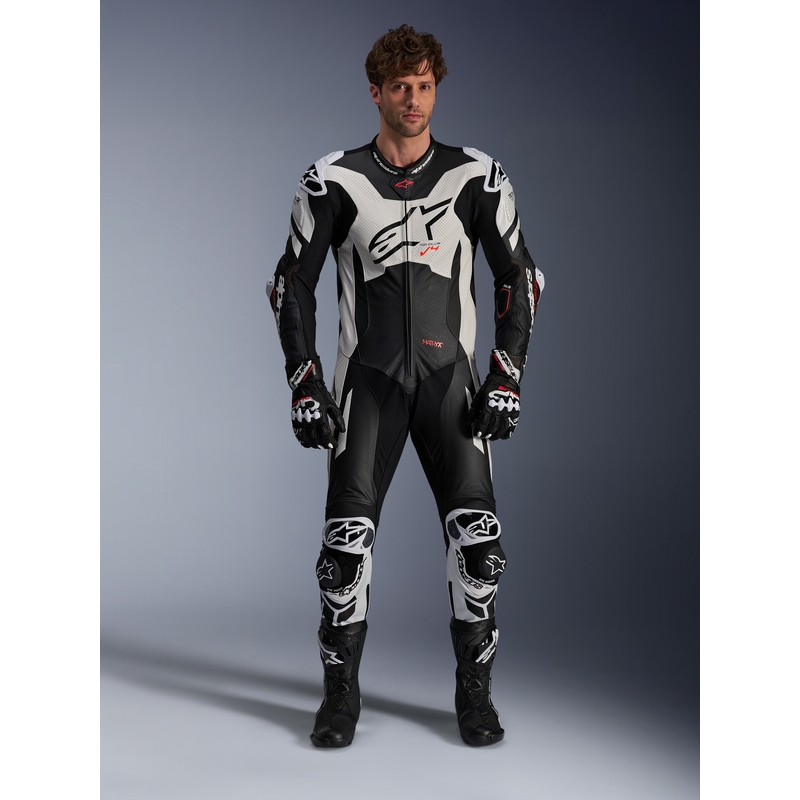 Alpinestars GP Plus V4 Sprint, Tech-air kompatibilis egyrészes bőr motoros overál fekete-fehér-fluo piros