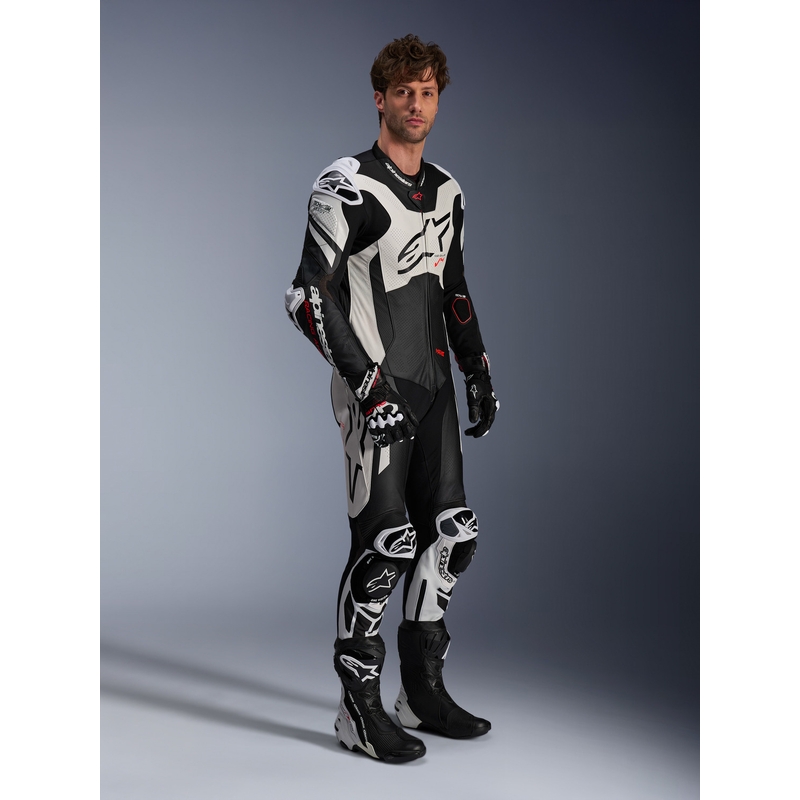 Alpinestars GP Plus V4 Sprint, Tech-air kompatibilis egyrészes bőr motoros overál fekete-fehér-fluo piros
