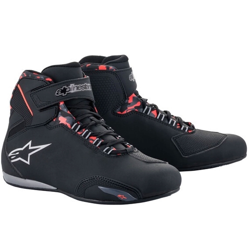 Alpinestars Sektor Waterproof motoros cipő fekete-piros-szürke-camo